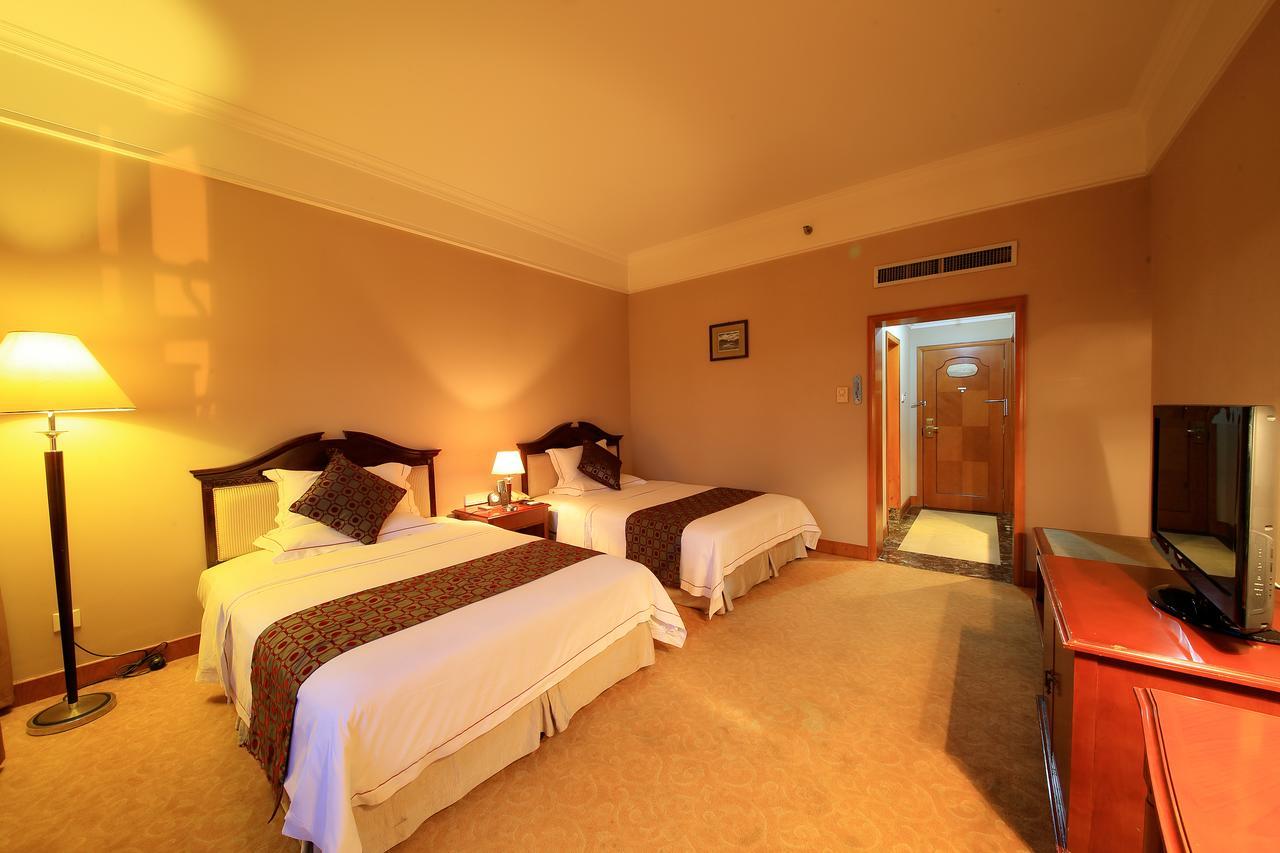 Country Garden Phoenix Hotel Jingmen エクステリア 写真