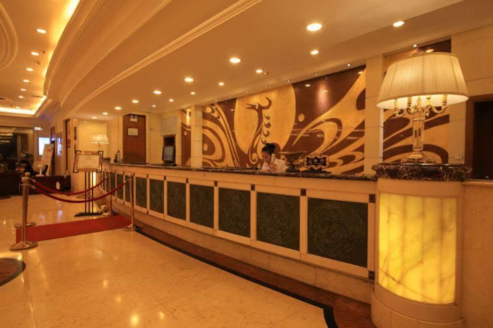 Country Garden Phoenix Hotel Jingmen エクステリア 写真