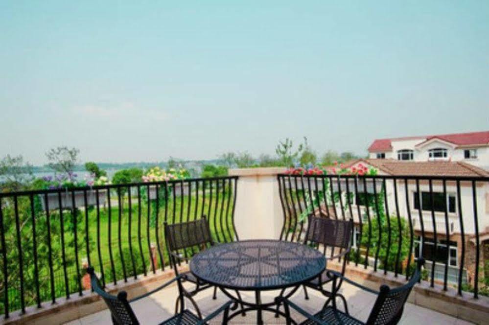 Country Garden Phoenix Hotel Jingmen エクステリア 写真